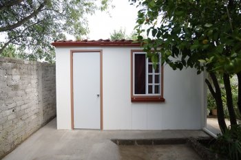 SEDESOQ entrega cuartos adicionales a familias de Huimilpan