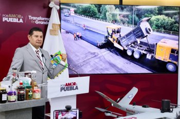 Puebla suma 558 km de pavimentación con 13 trenes; PEMEX dona 10 mil toneladas de AC-20