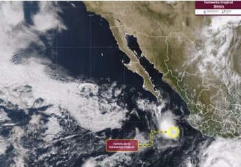 Tormenta tropical Simon sigue estacionaria a 435 km de Cabo San Lucas, Baja California Sur