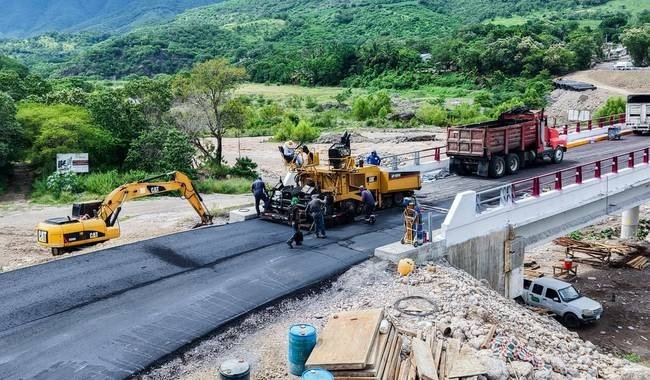 Puente Las Tunas en Colima registra 92% de avance; invirtieron 102 millones de pesos