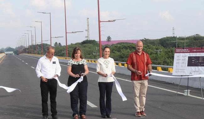 Sheinbaum inaugura Puente Acceso al Puerto de Veracruz; invirtieron 861 mdp y prevén 400 puentes en el sexenio