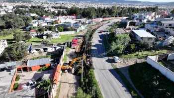 Gobierno de Puebla amplía y pavimenta 6 km del camino a La Resurrección