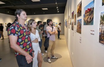Inauguran en Cozumel la exposición "Arte + Arquitectura. Utopía – Sueños – Realidades" de José Manuel Sáenz "Txepo"