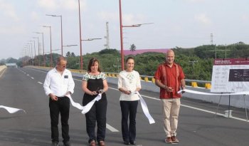 Sheinbaum inaugura Puente Acceso al Puerto de Veracruz; invirtieron 861 mdp y prevén 400 puentes en el sexenio