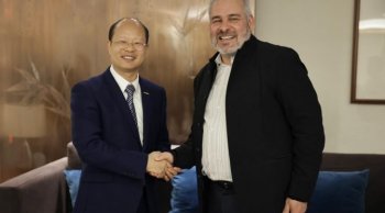 Geely muestra interés en invertir en el puerto de Lázaro Cárdenas; Bedolla ofrece condiciones