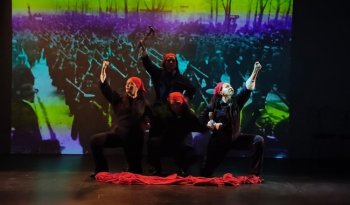 Rosa Roja, obra sobre Rosa Luxemburg, se presenta en el Centro Cultural del Bosque