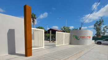 CECyTE BCS amplía de 1 a 22 planteles en el programa La Escuela es Nuestra