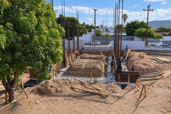 Escuela Normal Superior de BCS construirá centro de investigación y cafetería con 26 mdp