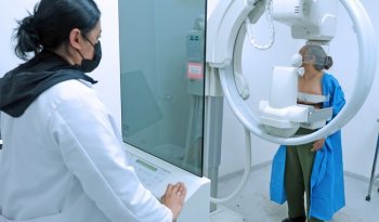 IMSS cuenta con más de 340 mastógrafos para detección oportuna de cáncer de mama