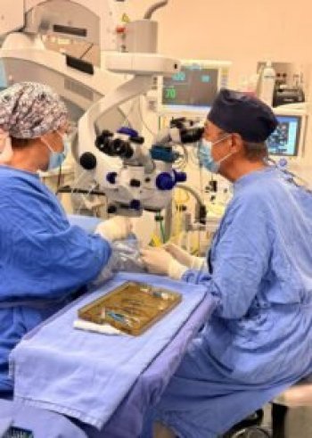 Instituto Estatal de Oftalmología realiza dos trasplantes de córnea con tejidos donados desde CDMX