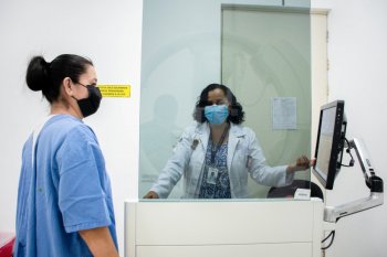 Quintana Roo realiza 12 mil 927 mastografías gratuitas en un año para detectar cáncer de mama