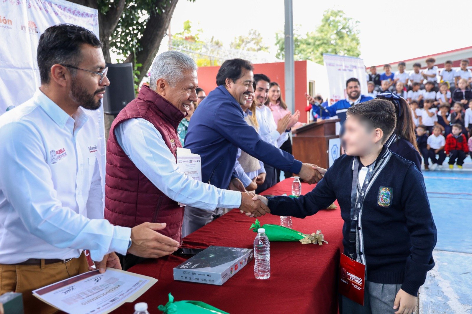 Escuela de Juan Galindo gana la Feria STEAM 2026 en Puebla y va al nacional