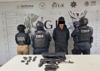 Detienen en Villanueva a un hombre con arma larga y probable marihuana en la carretera federal 45