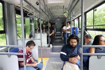 Ruta 17 Leona Vicario de MOBI inicia operaciones en Cancún con 30 unidades y 16 mil usuarios el primer día