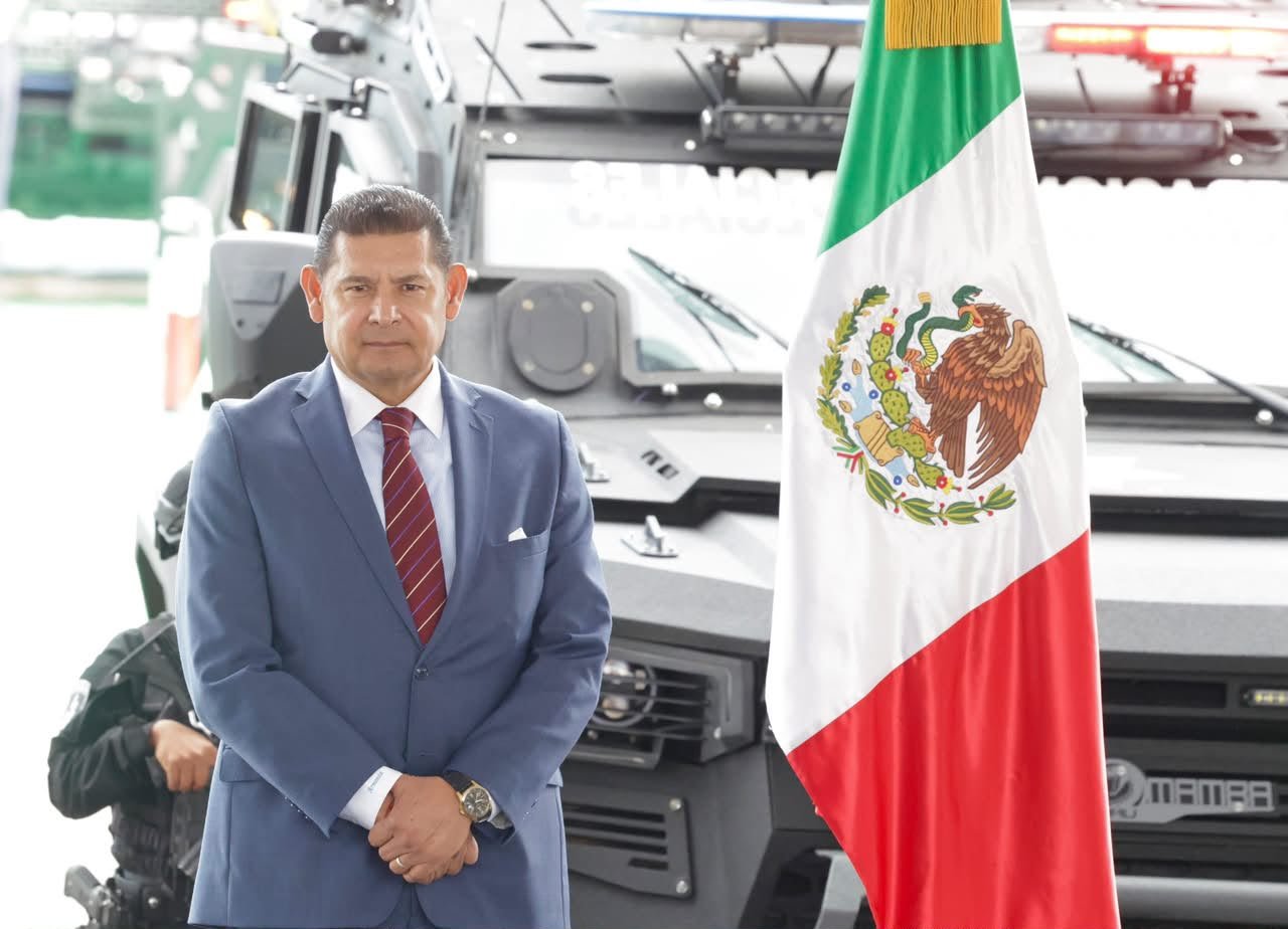 Puebla reduce superficie afectada por incendios forestales de 30 mil a 6 mil hectáreas