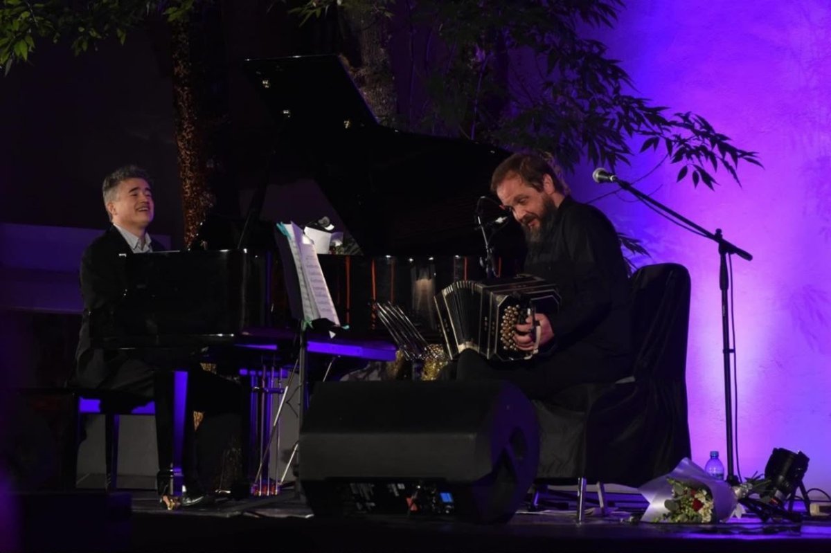 Alex Mercado y Raúl Vizzi ofrecen concierto gratuito Tributo a Astor Piazzolla en el Festival Alfonso Michel