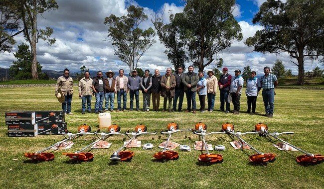 INAH entrega equipo de mantenimiento a zonas arqueológicas y museos de Tlaxcala