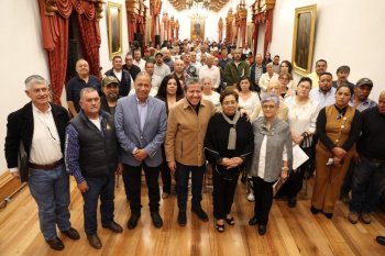Entregan 60 transmisiones de concesión de transporte público en Zacatecas tras rezago desde 2010