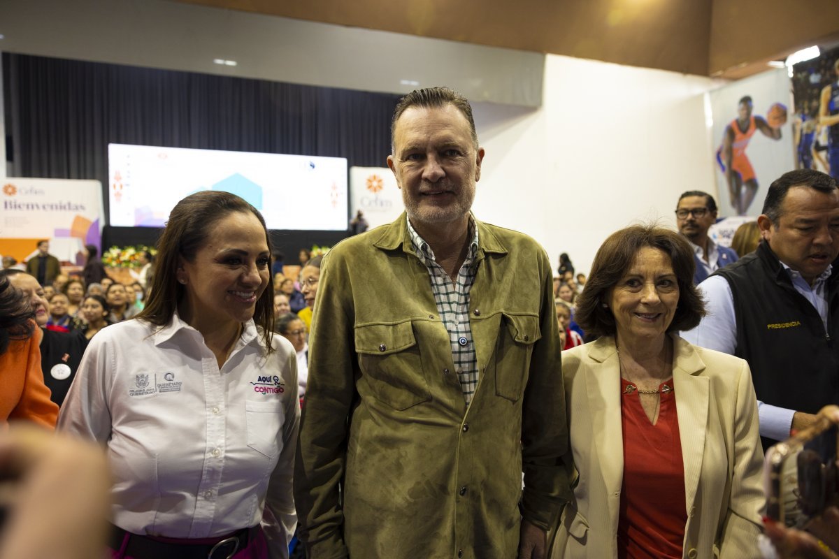 Mauricio Kuri inaugura el 10.º Congreso de la Mujer del CEFIM en San Juan del Río