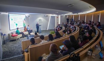Bárcena llama a transformar el modelo económico y anuncia Plan Nacional de Adaptación para la COP31