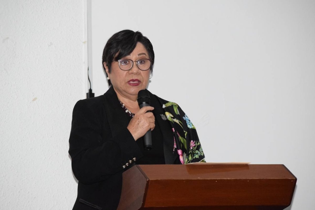 Querétaro entrega por primera vez el Galardón al Médico del Año 2026 a Judith Pérez y Enrique Tirado