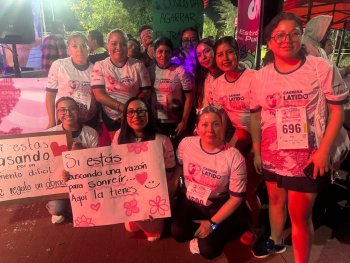 Latido Rosa reúne a 2 mil corredores en Puebla y ofrece mastografías y estudios gratuitos