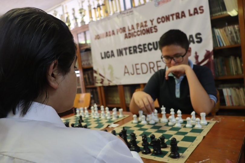 Más de 40 mil estudiantes de secundaria de BCS participan en jornada contra las adicciones