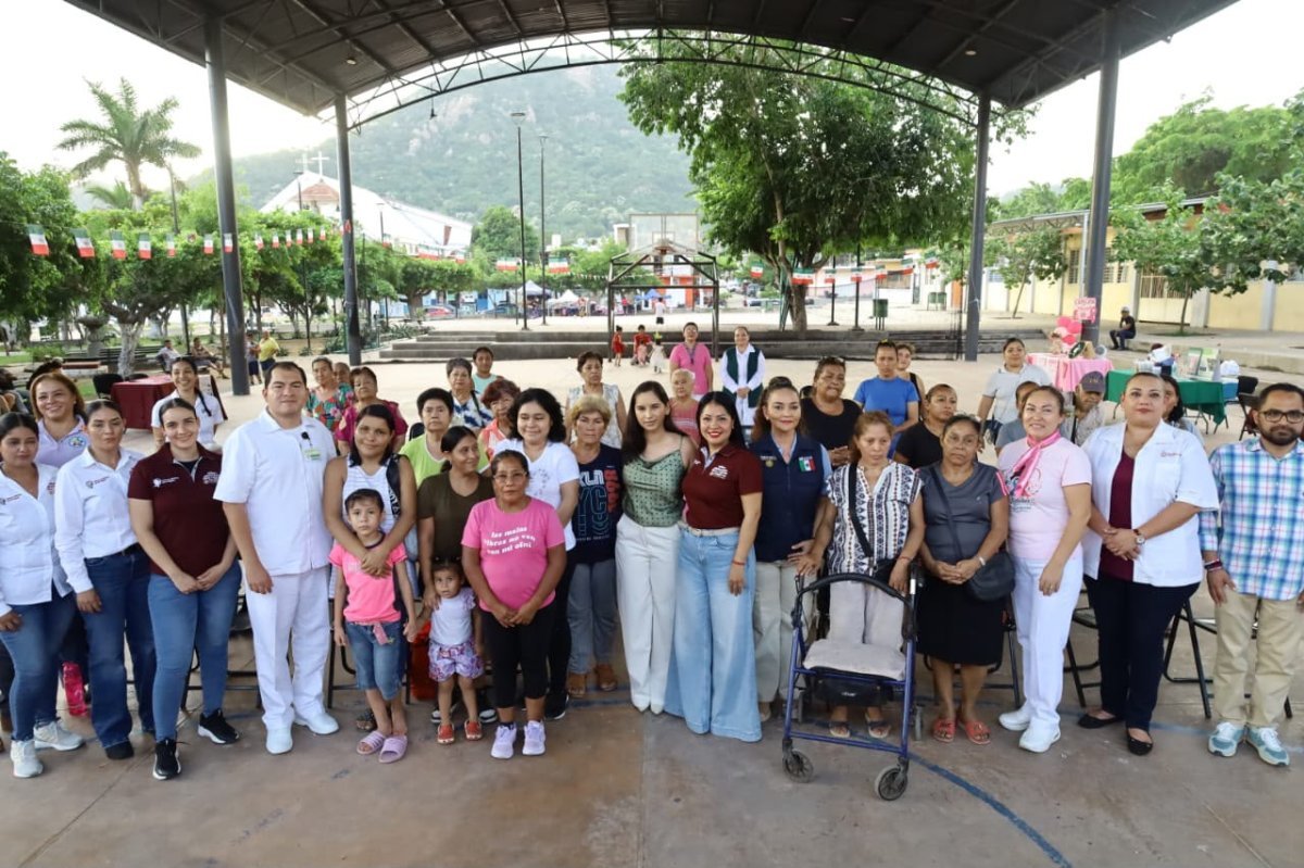Ofrecen en El Colomo, Manzanillo, servicios gratuitos de prevención y detección de cáncer de mama