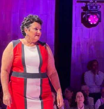 María Carmen Viznara, diagnosticada con cáncer de mama, comparte su tratamiento en el Hospital General de León