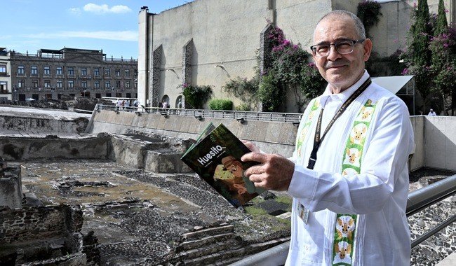 Huesito, libro infantil inspirado en el investigador del INAH Joaquín Arroyo Cabrales