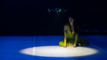 Pas de deux, pieza que combina danza y dron, se presentará en el Museo de Arte Moderno