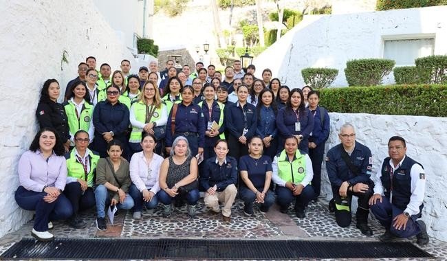 Semarnat capacita a más de 100 personas para frenar tráfico ilícito de sustancias que dañan la capa de ozono