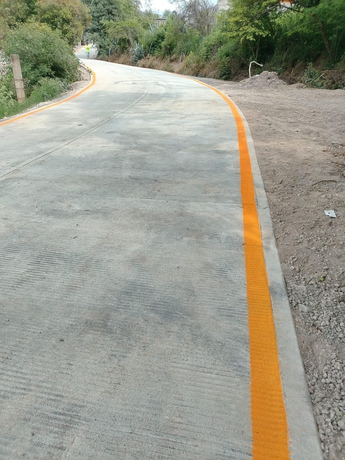 CEI moderniza camino en La Saldiveña, Jalpan, con inversión de casi 2 mdp