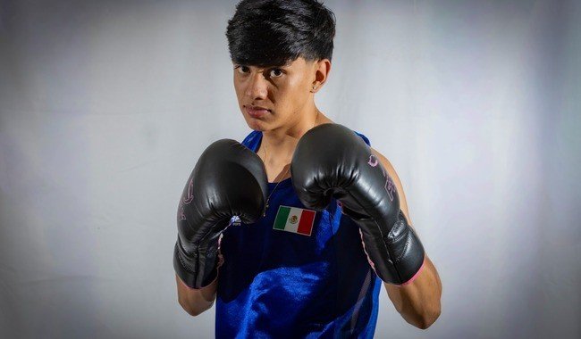 Alan Ocampo, boxeador mexiquense de 16 años, competirá en Dakar 2026