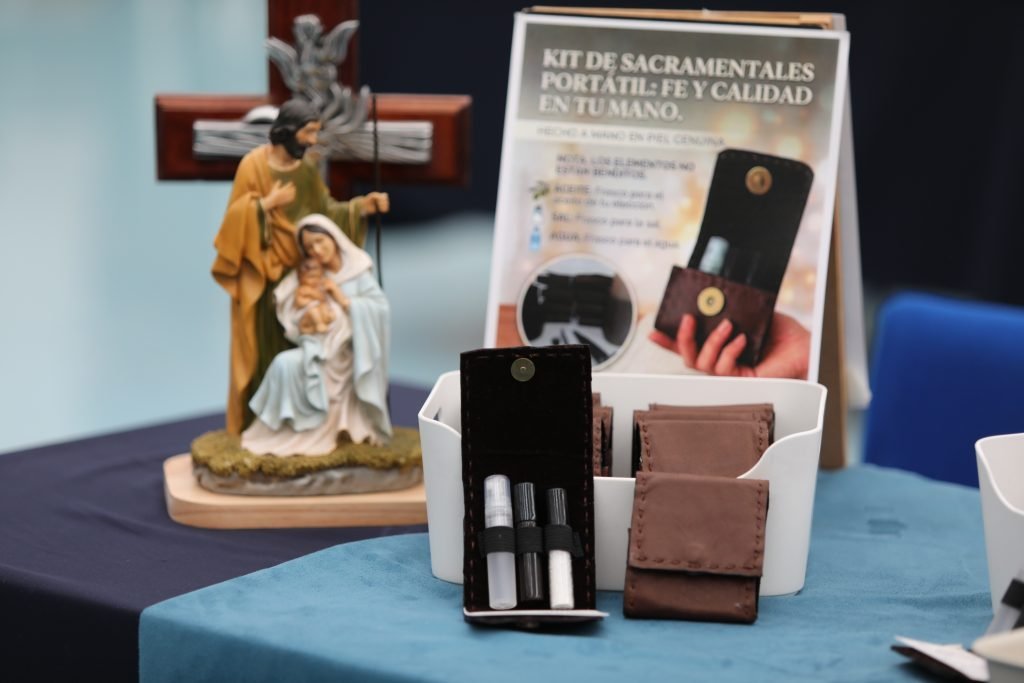 IECA reúne a 20 emprendedores en la segunda Feria de Emprendimiento en León