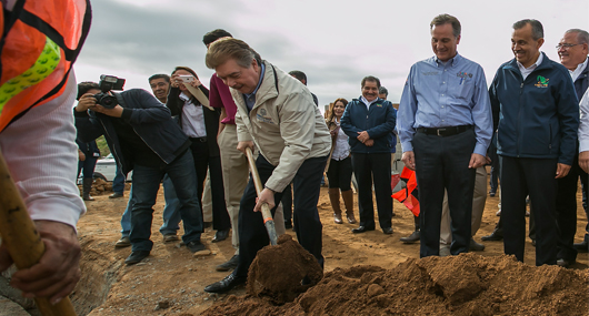 SUPERVISA GOBERNADOR KIKO VEGA CONSTRUCCIÓN DE NUEVO PLANTEL TECATE DE CECYTE BC