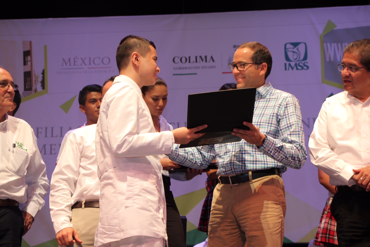 Están afiliados al IMSS 43 mil estudiantes colimenses