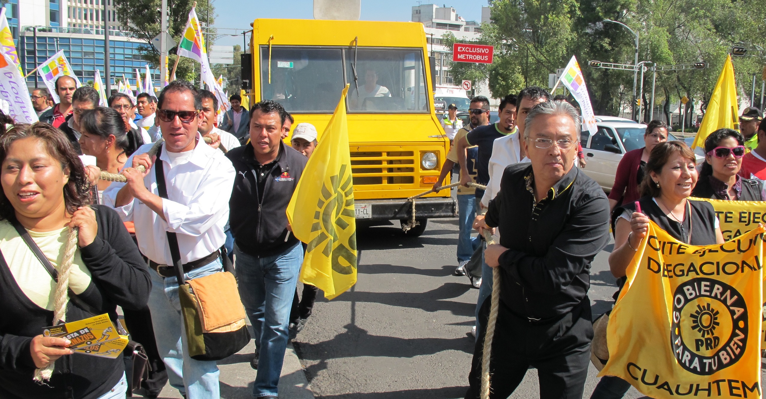 INICIARON PERREDISTAS LA CAMPAÑA a€œNO AL GASOLINAZOa€