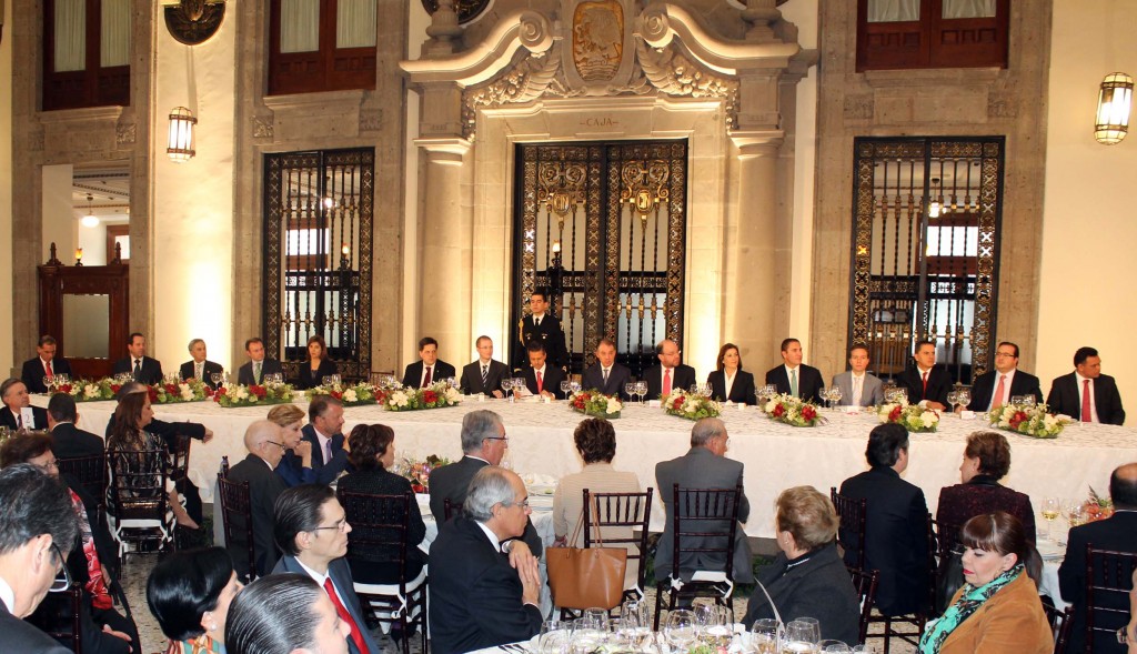 Asiste Mancera a XXV Reunión de Cónsules y Embajadores