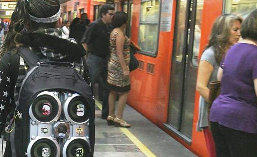 EXIGEN CREAR FUENTES DE EMPLEO PARA SOLUCIONAR PROBLEMA DE AMBULANTAJE EN METRO