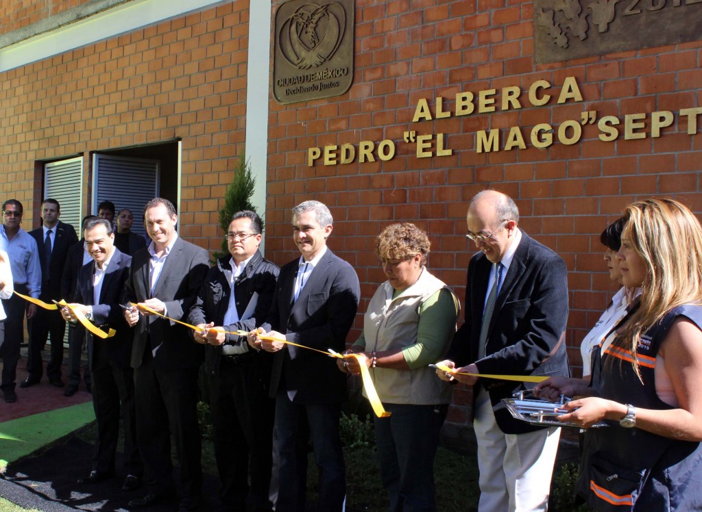 Se Inaugura alberca semiolímpica Pedro a€œEl Mago Septiéna€ en #AlvaroObregon