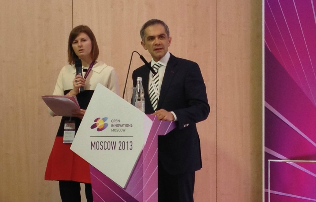 Participa Mancera en Foro Mundial en Moscú