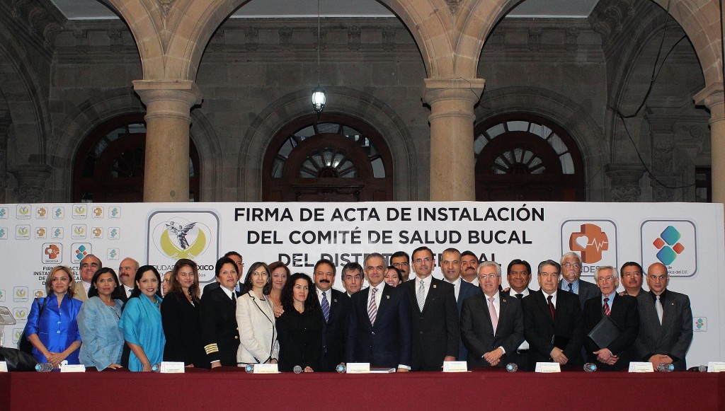 Vamos decidiendo juntos por la salud bucal en la CDMx: Mancera
