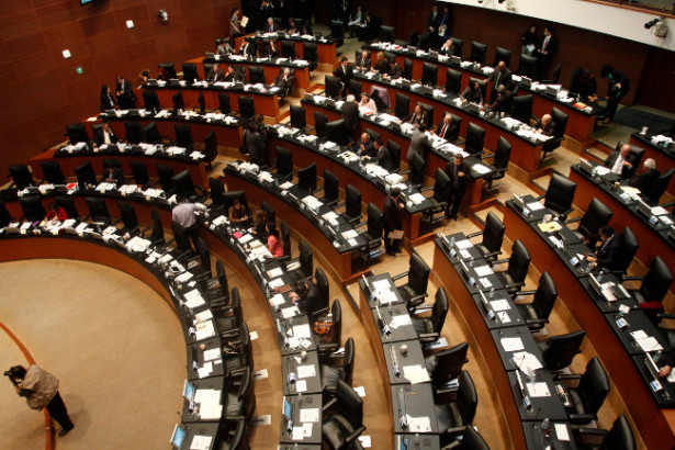 PIDEN DISCUTIR REFORMA POLÍTICA DEL DF PLURALMENTE EN EL SENADO