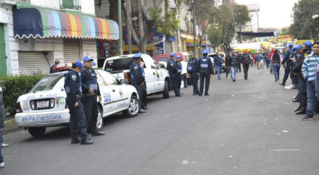 IMPIDEN CUAUHTÉMOC Y SSP DESBORDAMIENTO DE COMERCIANTES EN EL CENTRO
