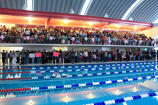 INAUGURA TLALPAN UNA NUEVA ALBERCA PÚBLICA.