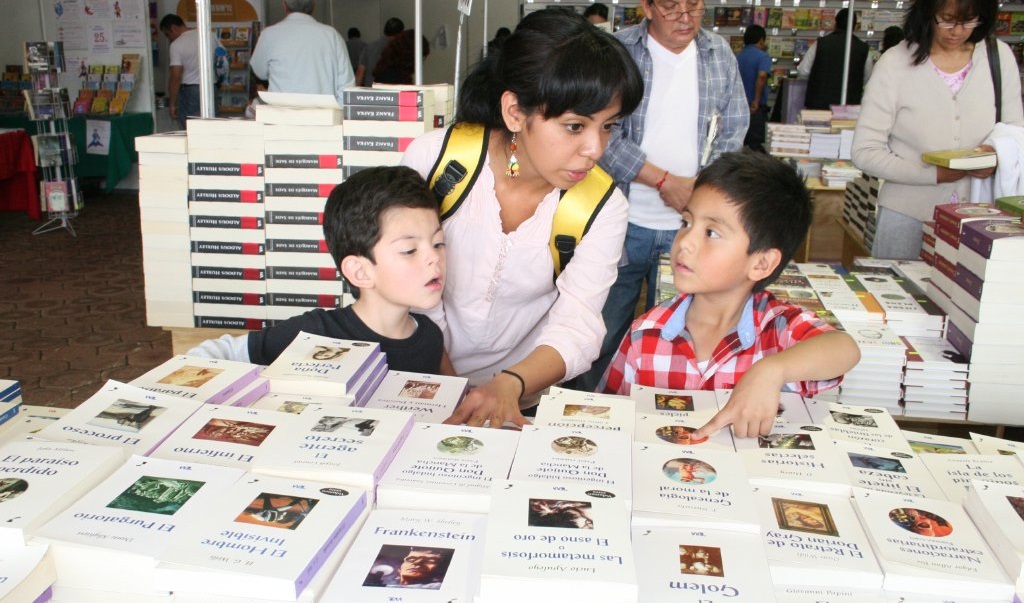 La FILBJ Prepara Venta Nocturna este jueves 31 de octubre y viernes 1 de noviembre