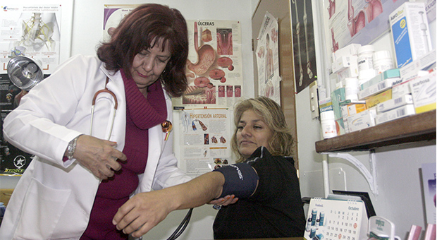 EN CUAUHTÉMOC LOS MÉDICOS CELEBRAN SU DÍA TRABAJANDO