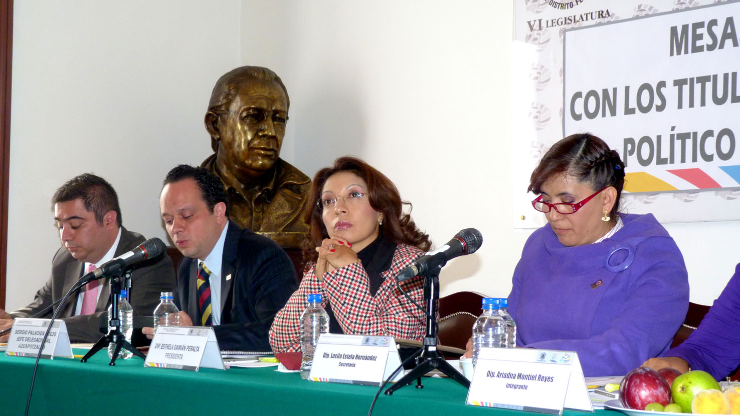 ADVIERTE AZCAPOTZALCO DÉFICIT DE 438.9 MDP PARA 2014