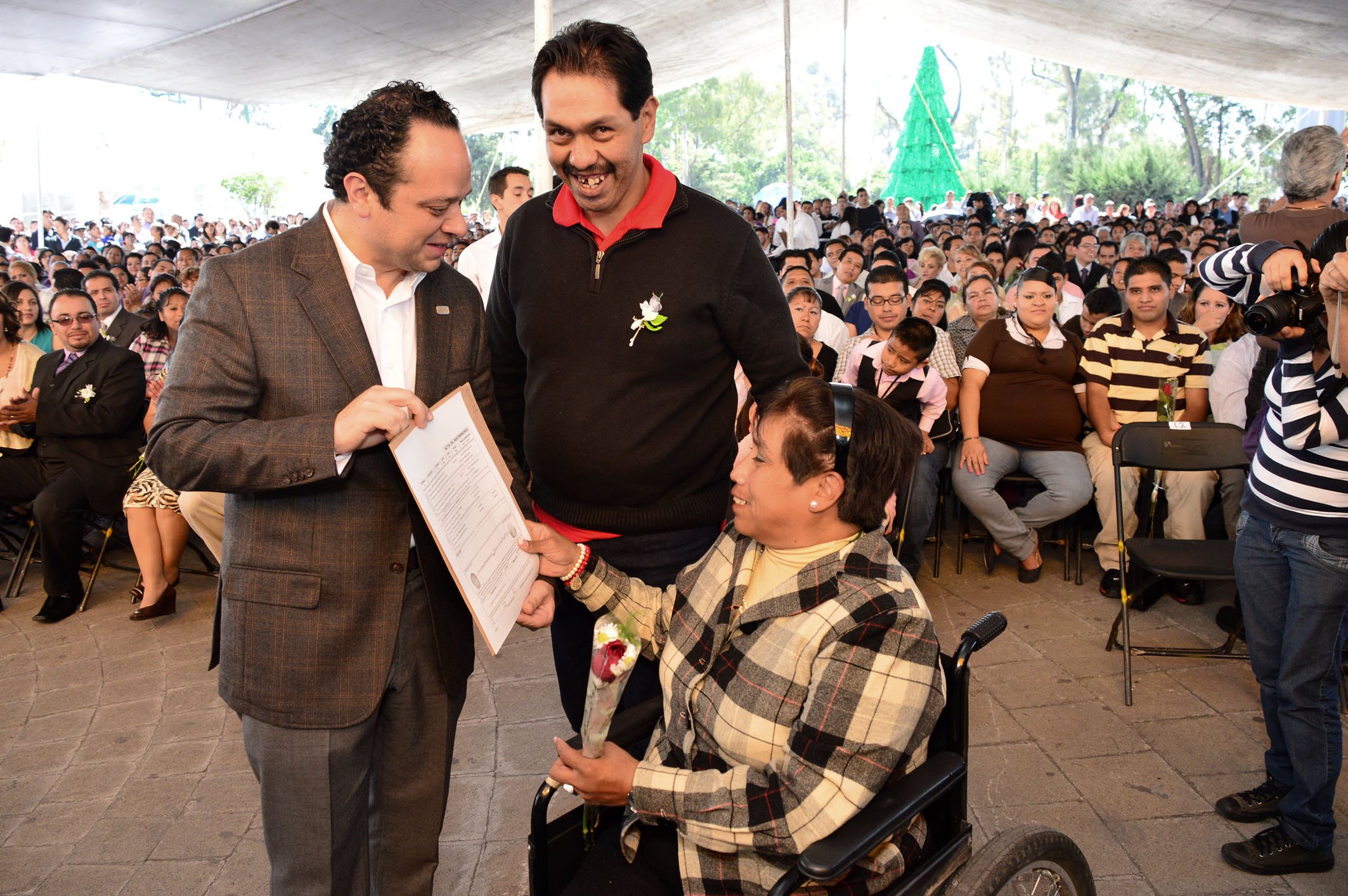 PARTICIPAN 289 PAREJAS EN 2º MATRIMONIO COLECTIVO EN AZCAPOTZALCO